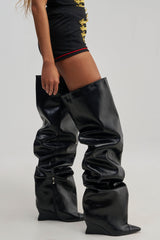 HAUTE COMMAND SHORT