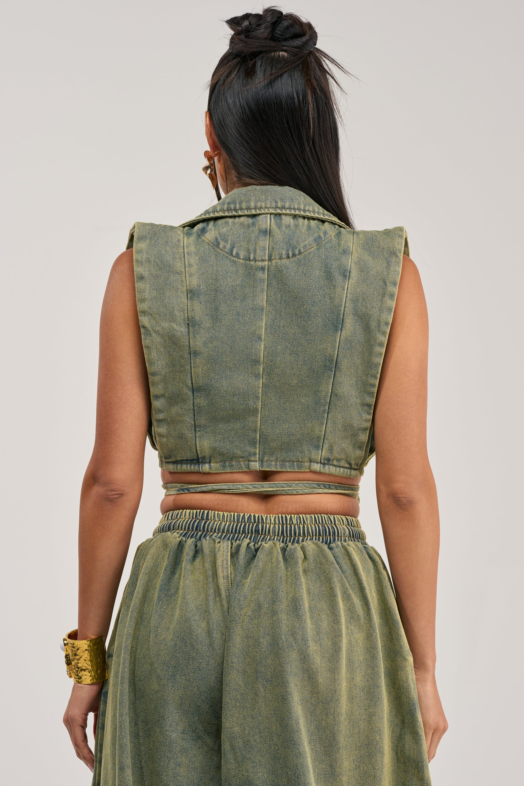 GUESS WHO V-NECK COLLARED BLOUSE IN DENIM