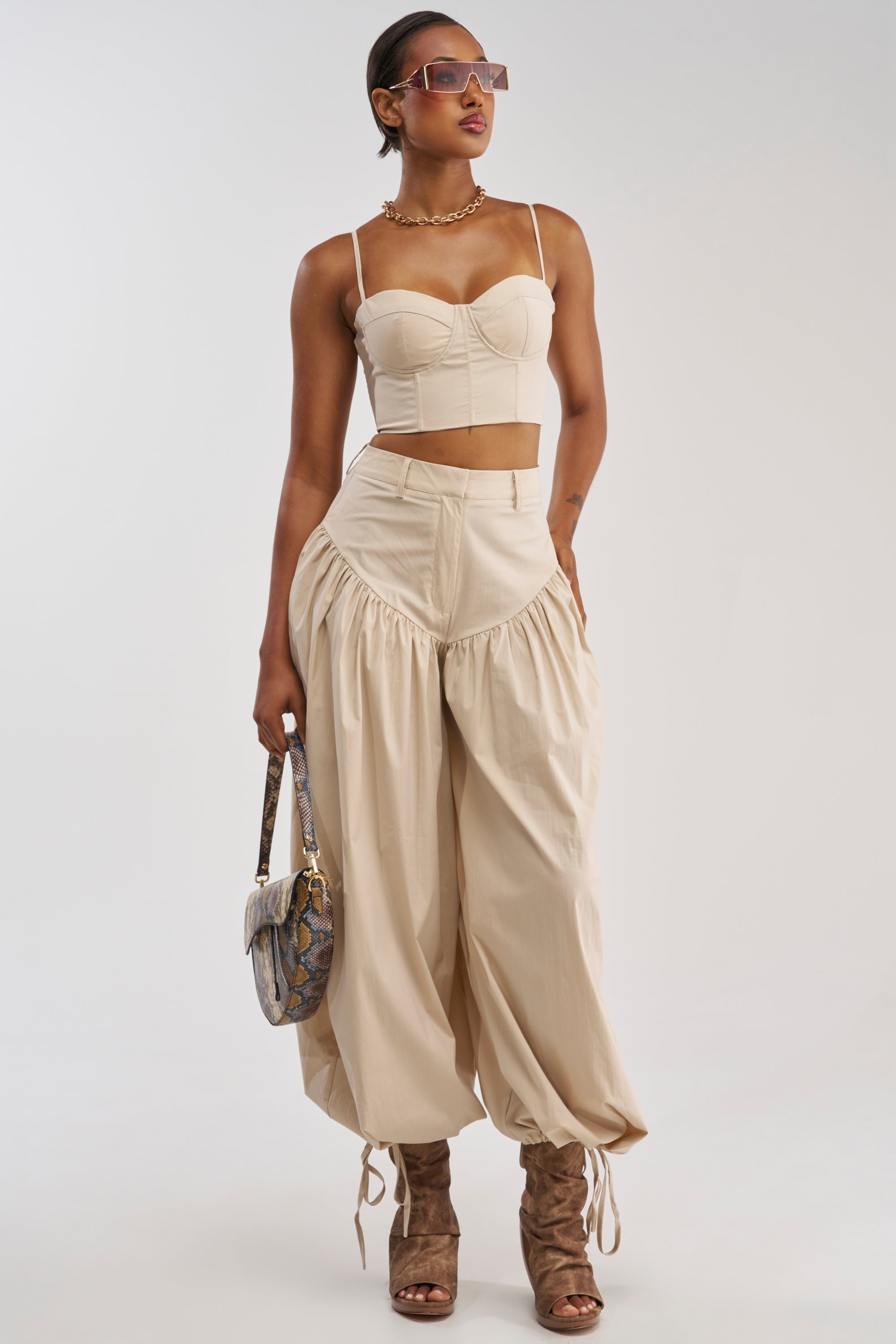 LUCKY FOR YOU CORSET IN BEIGE