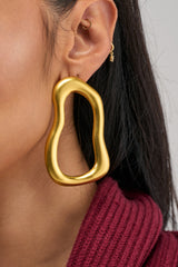 WAVEY BABY DANGLE EARRING IN GOLD