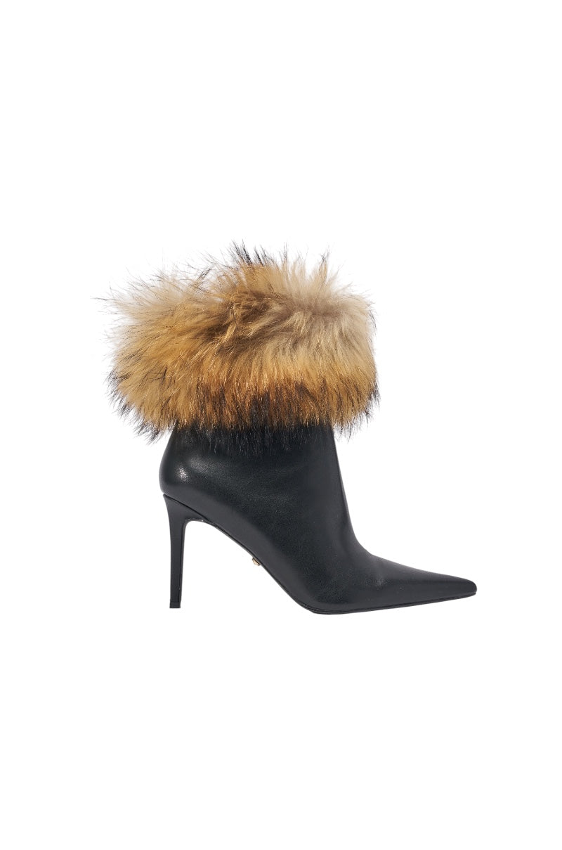 AZALEA WANG BARLEY BLACK FUR CUFFED BOOTIE
