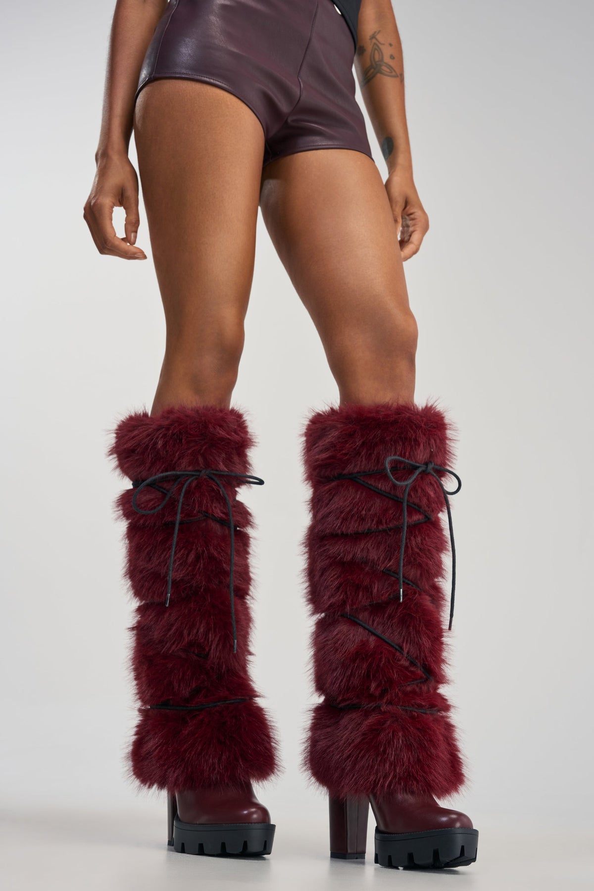 AZALEA WANG CYRENE BURGUNDY FUR BLOCK HEEL BOOT