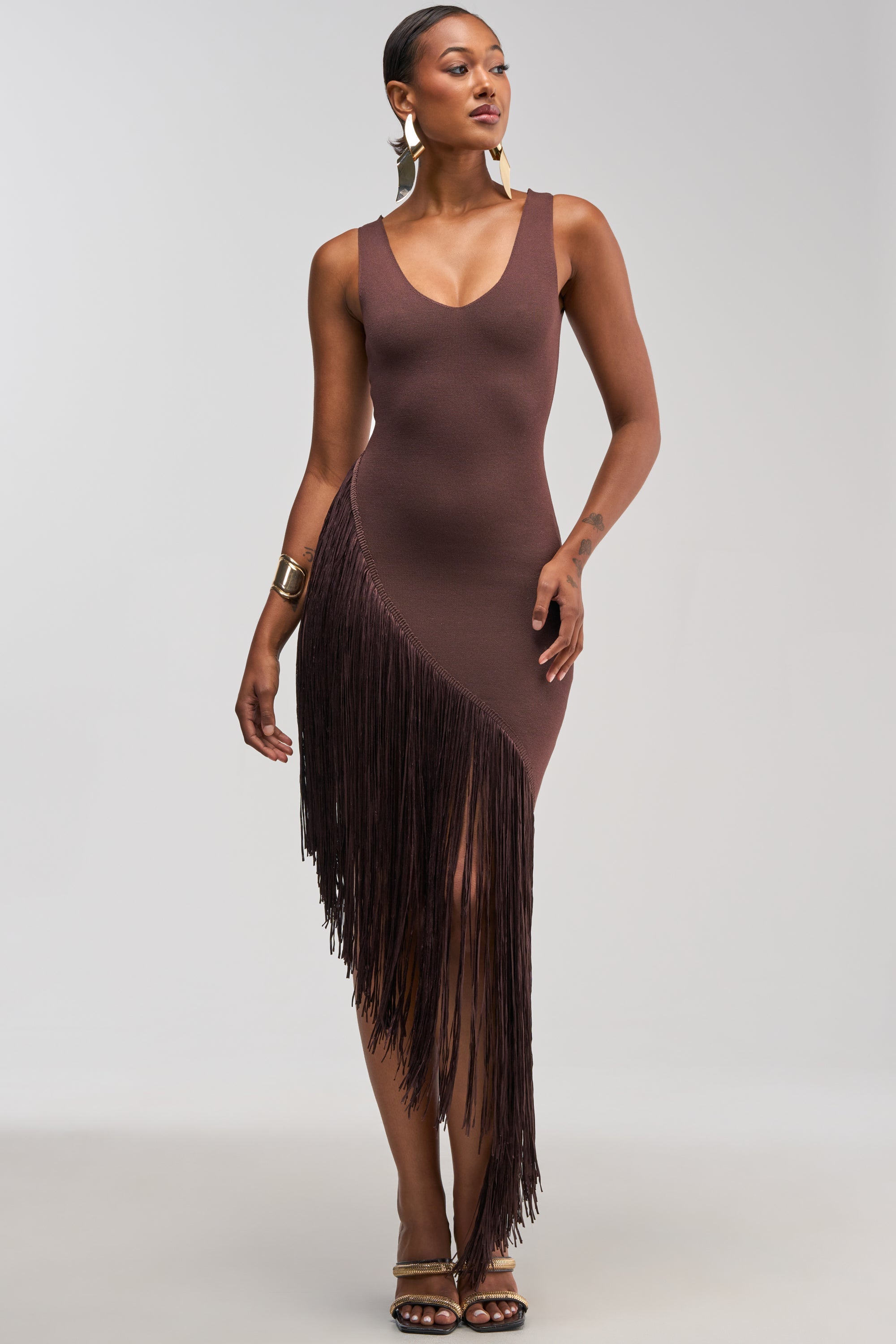 SHAKE IT FRINGE MIDI DRESS IN BROWN
