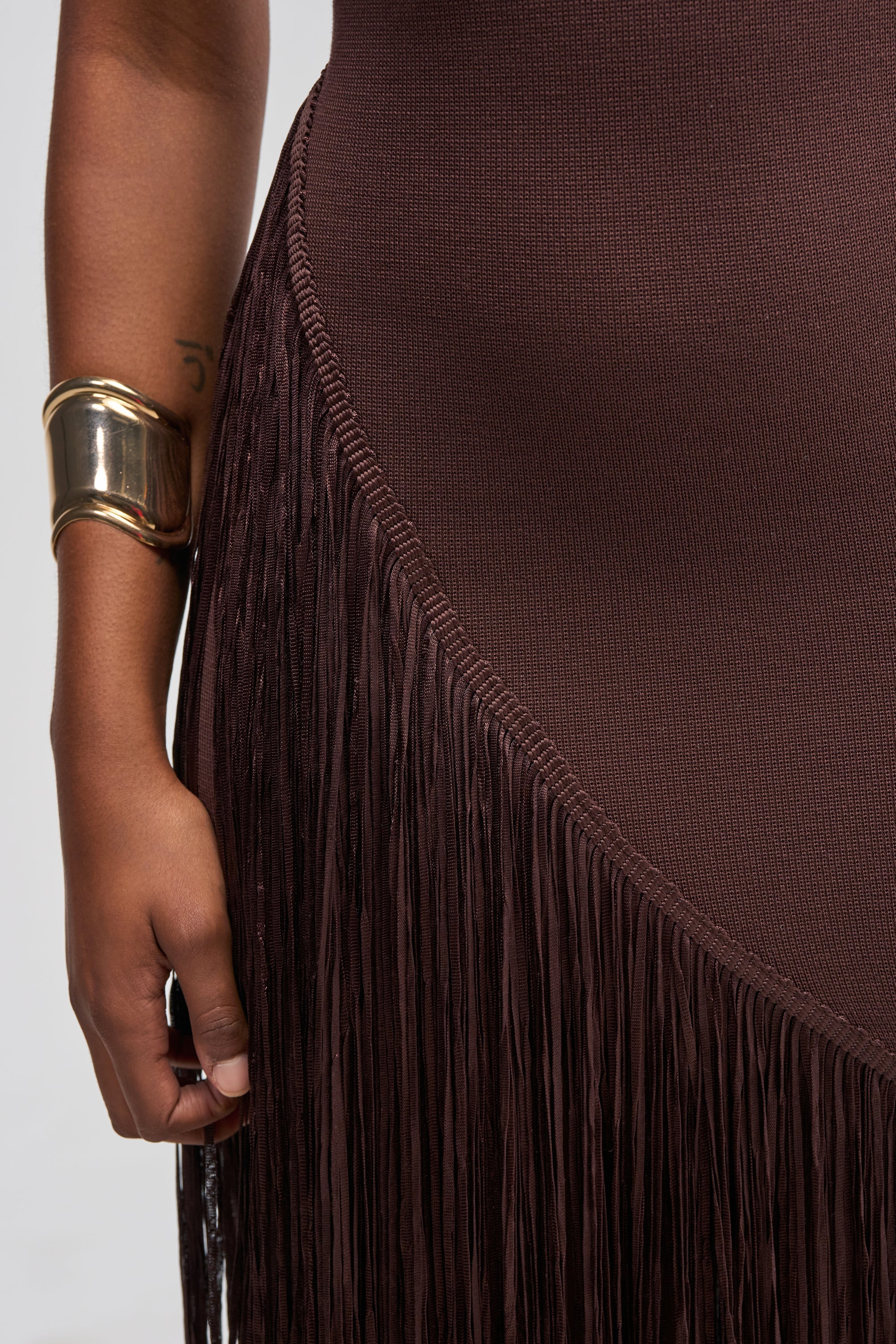 SHAKE IT FRINGE MIDI DRESS IN BROWN
