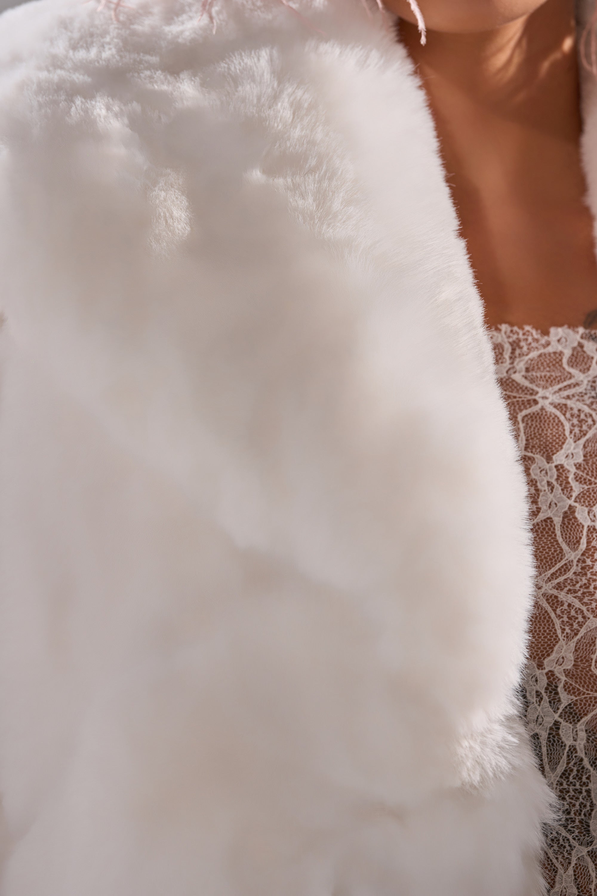 ELIXIR PANELED FAUX FUR IN WHITE