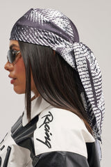 DISTORTED BEAUTY SCARF