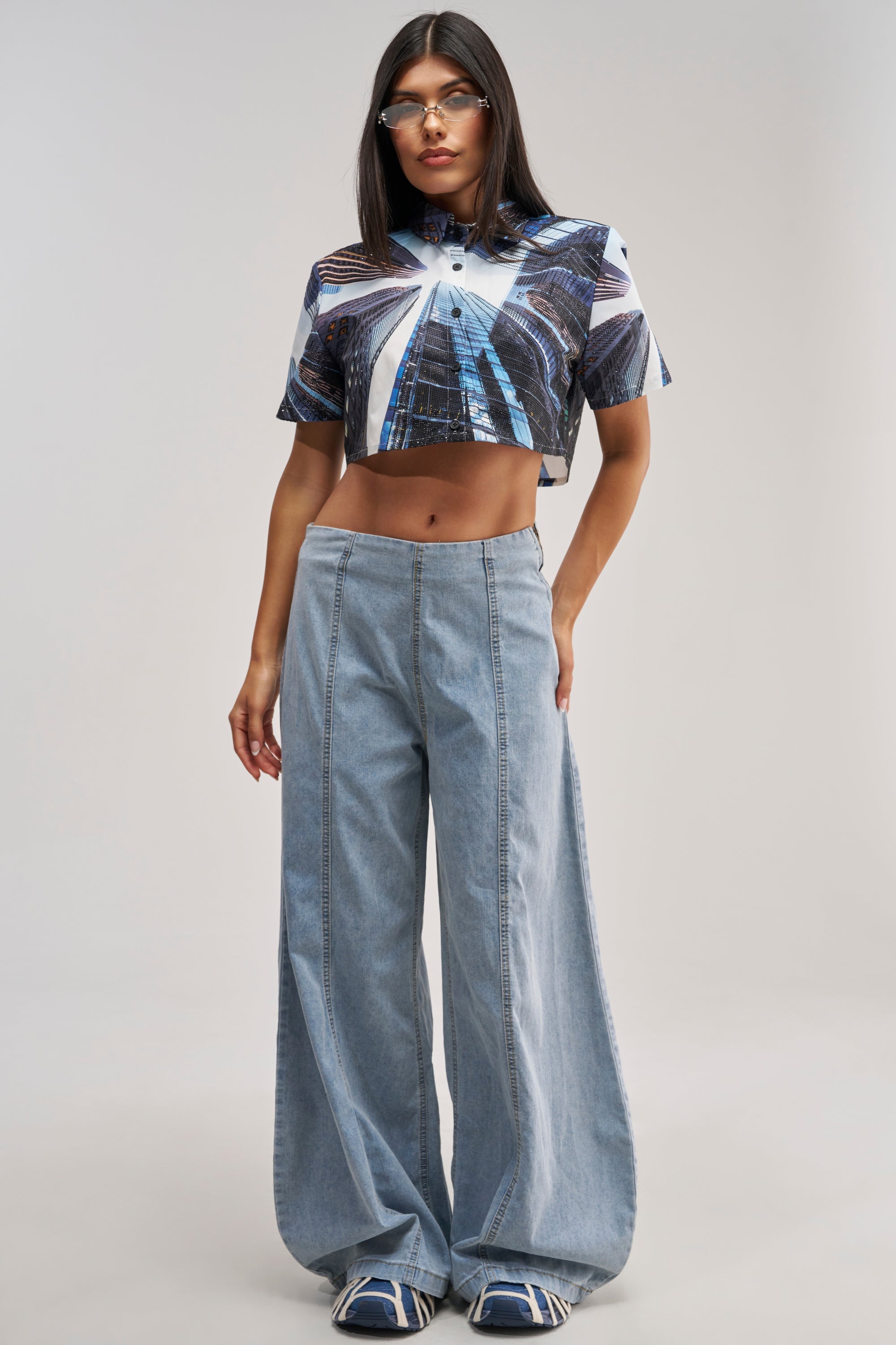 JUST IN TIME HIGH WAISTED RELAXED DENIM