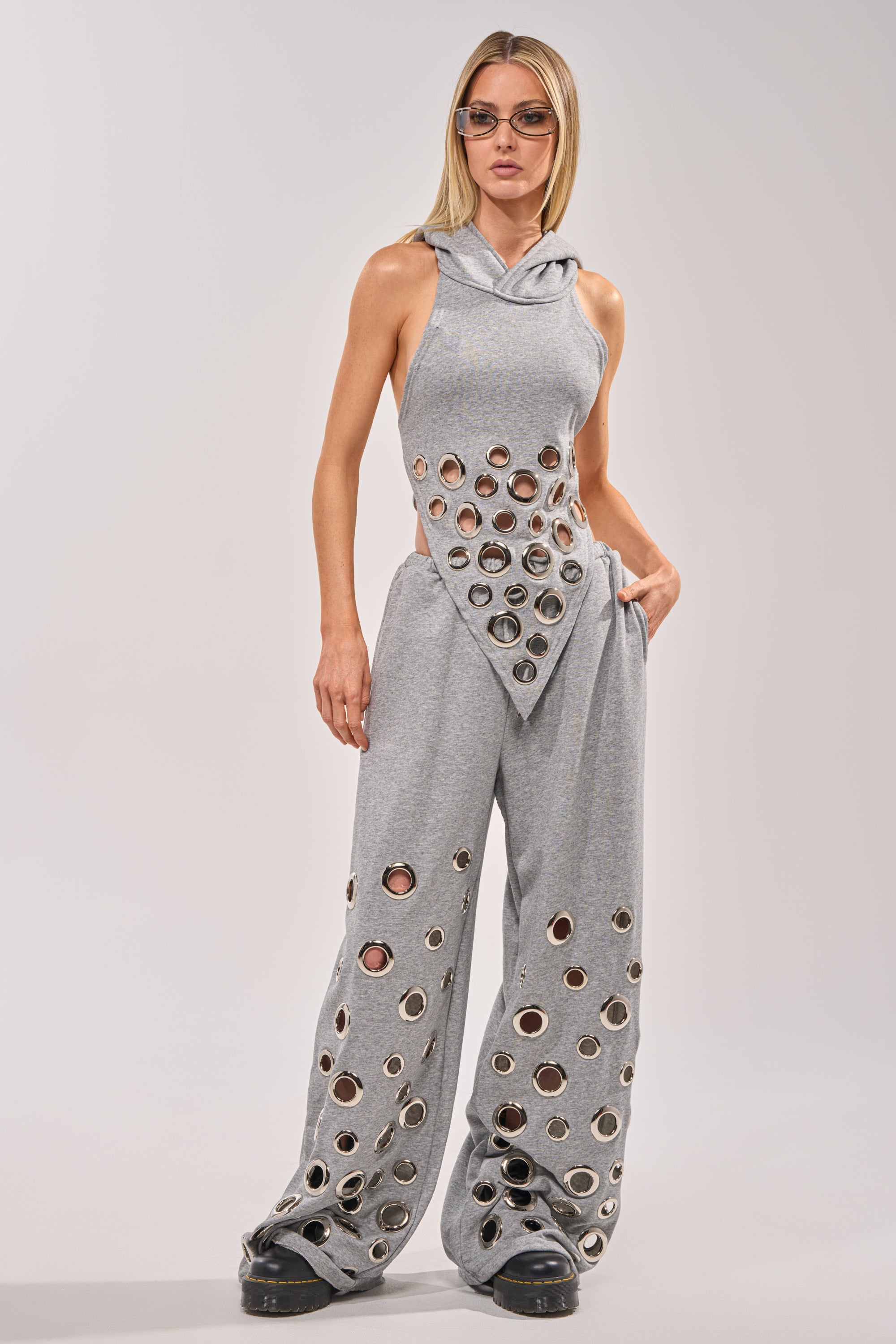 CHECK IT OUT GROMMET TOP