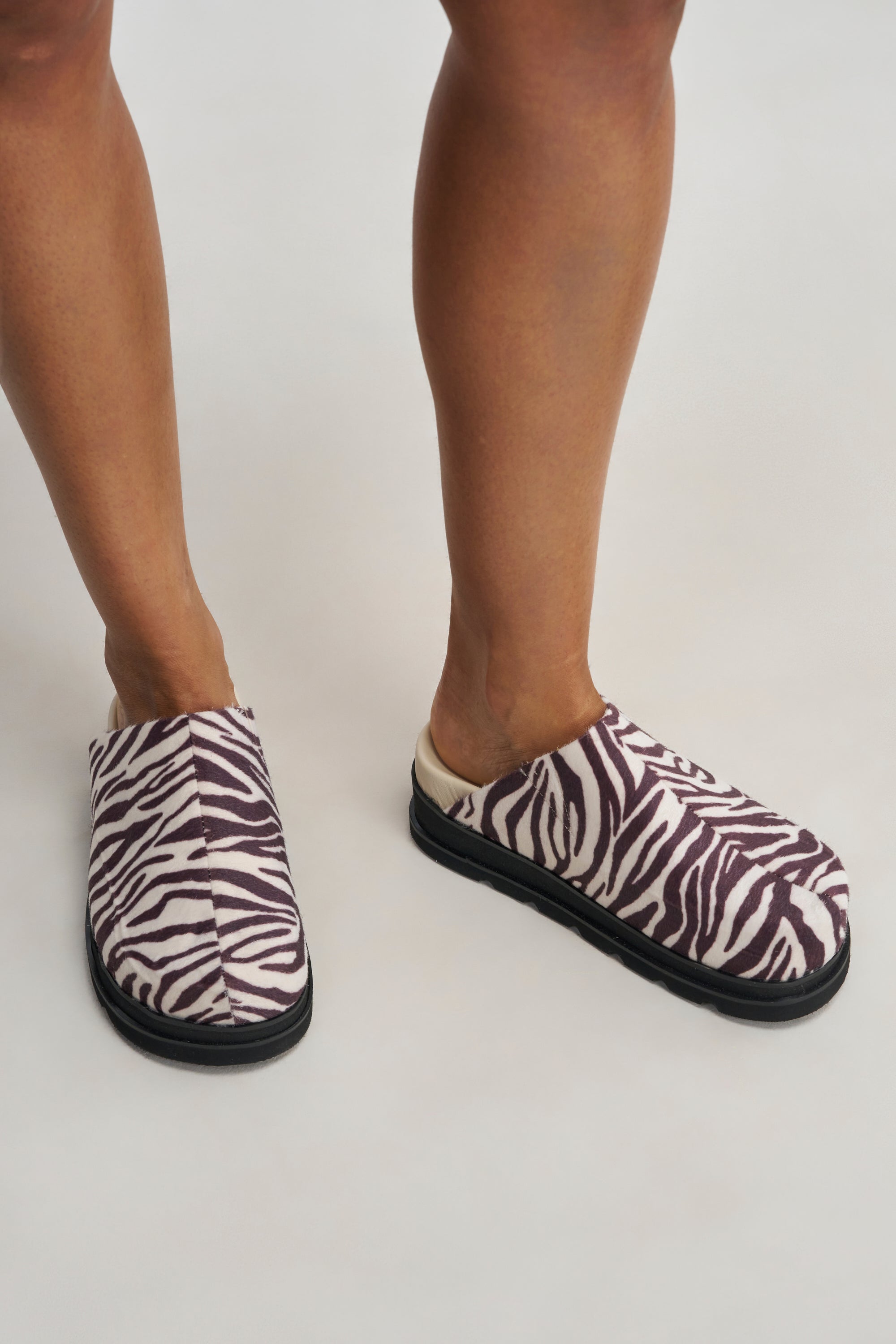 AZALEA WANG GOVINDA ZEBRA FLAT SLIP ON