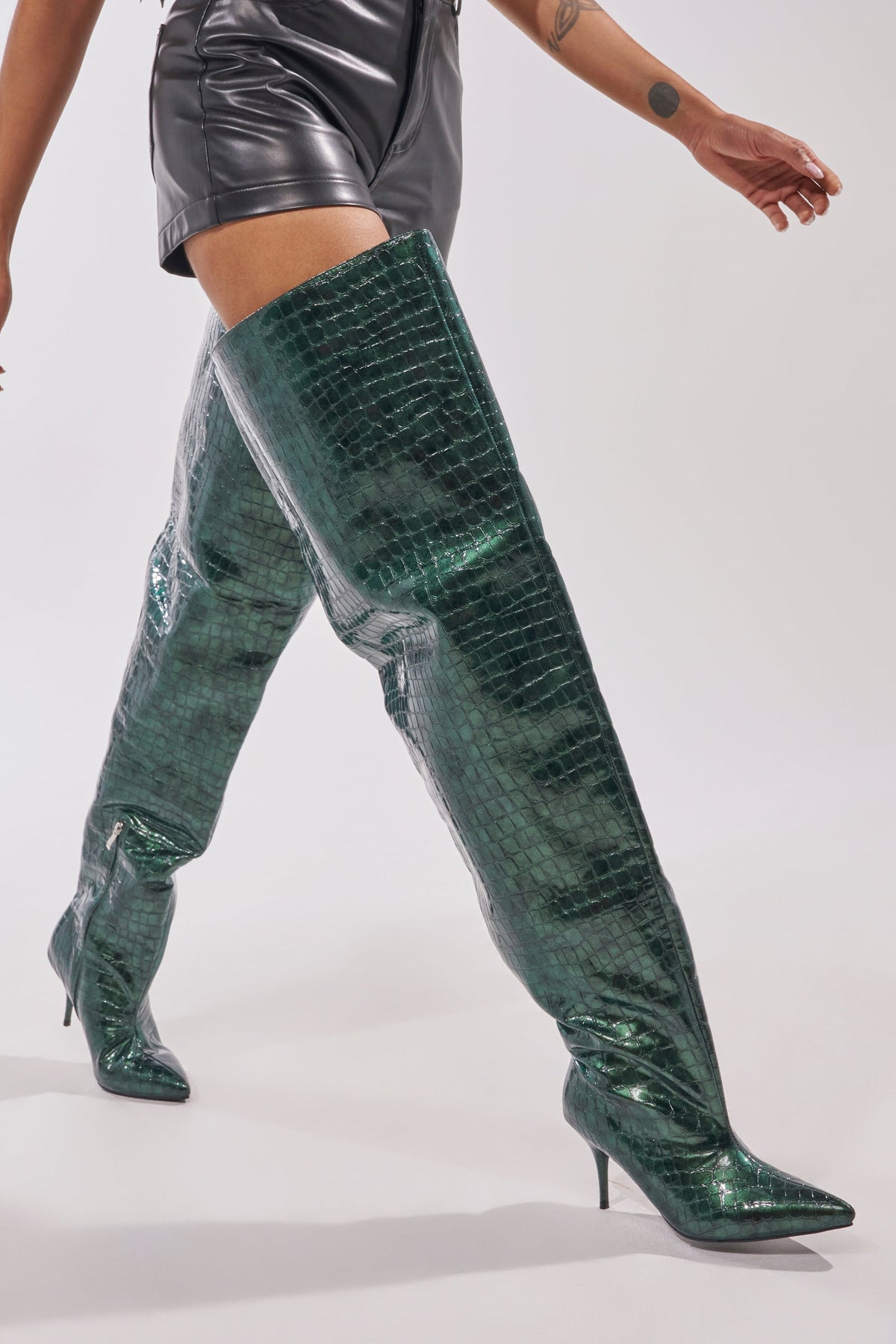 AZALEA WANG HALINA DARK GREEN CROC STILETTO BOOT