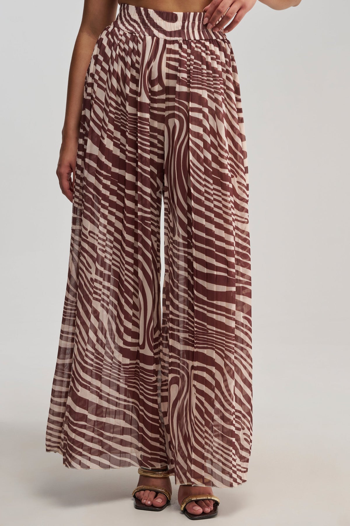 DREAMING OF A VACA PALAZZO PANT