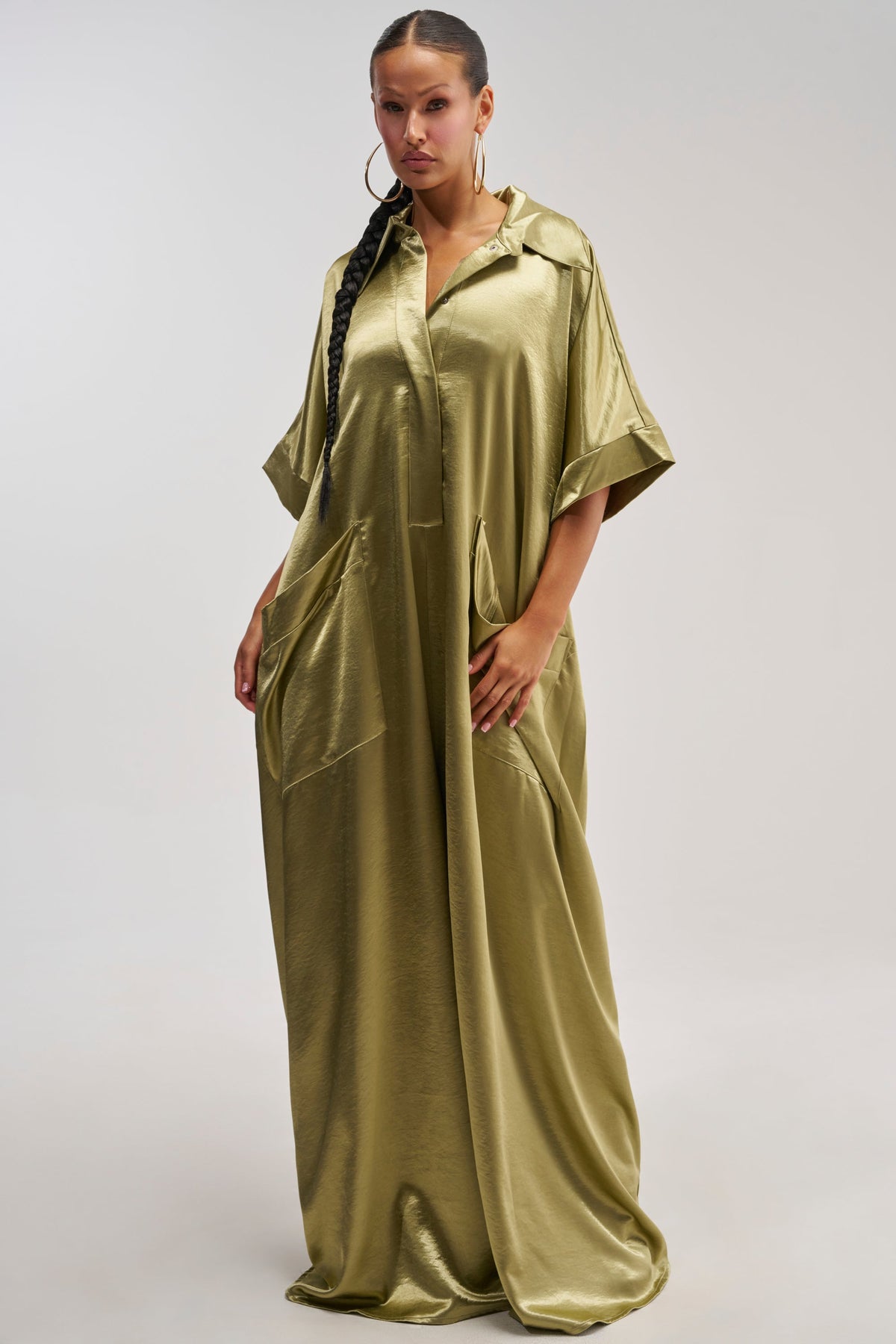 SHE'S RICH OVERSIZED JUMPSUIT IN OLIVE