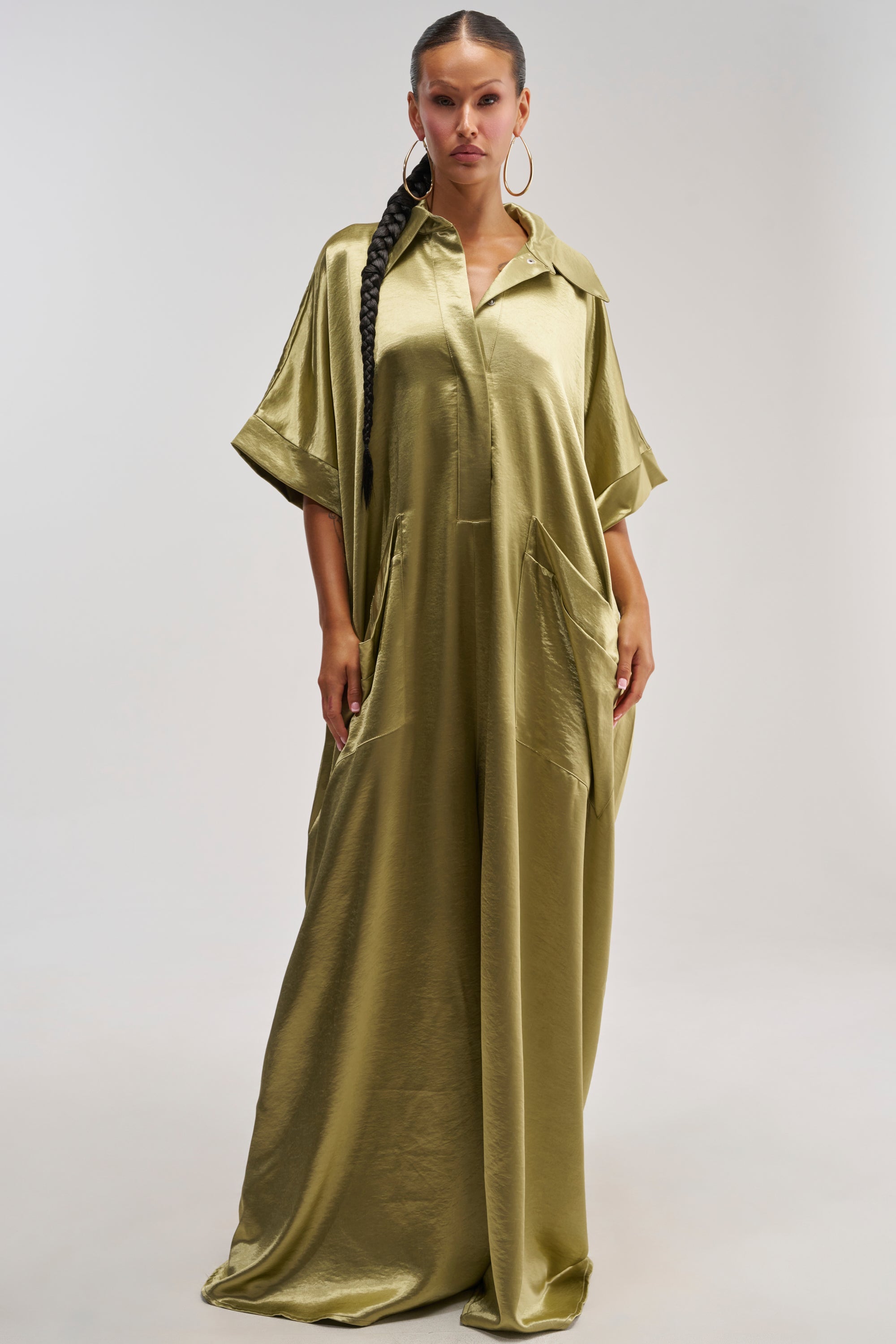 SHE'S RICH OVERSIZED JUMPSUIT IN OLIVE