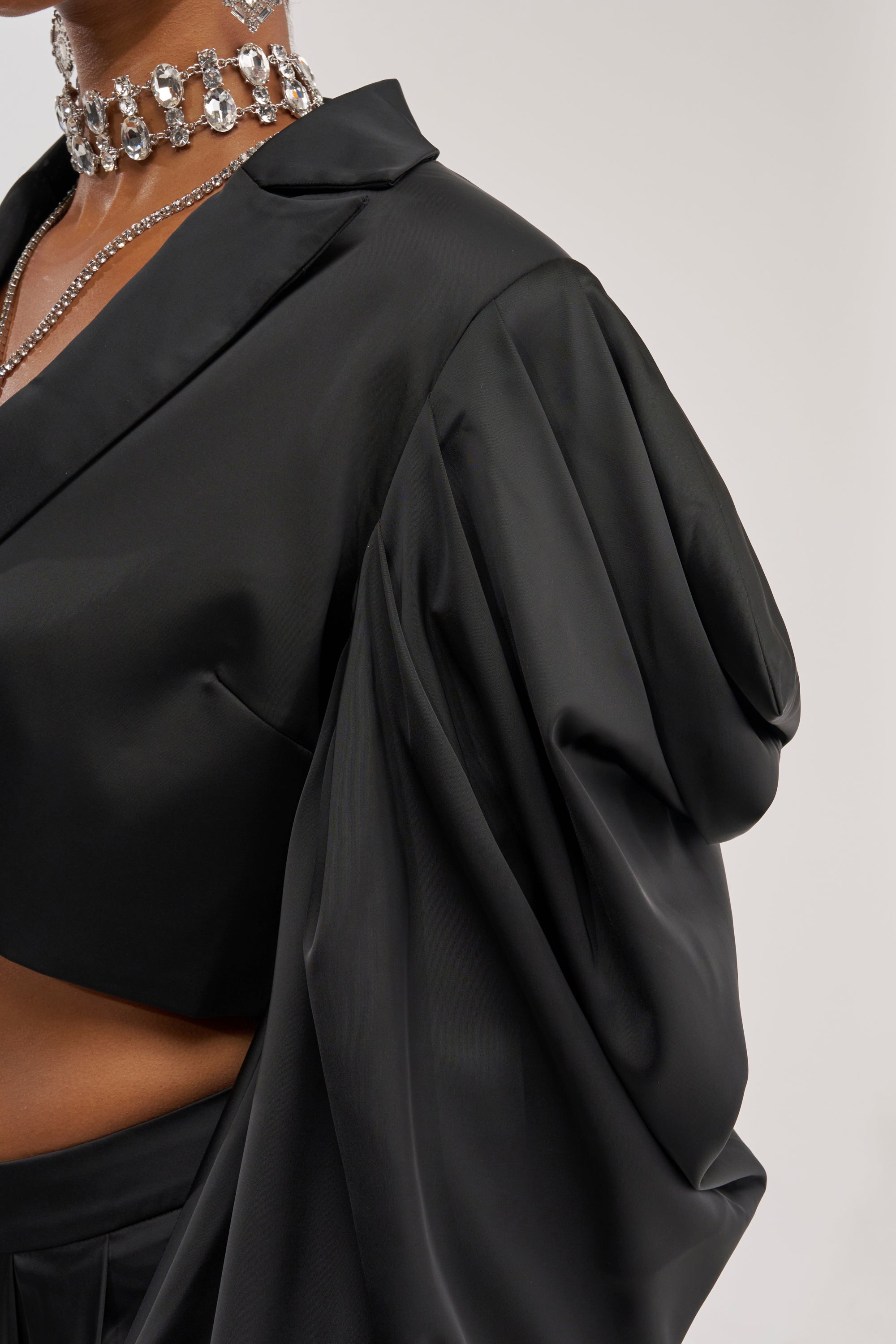 DRIP DRIP BLAZER IN BLACK