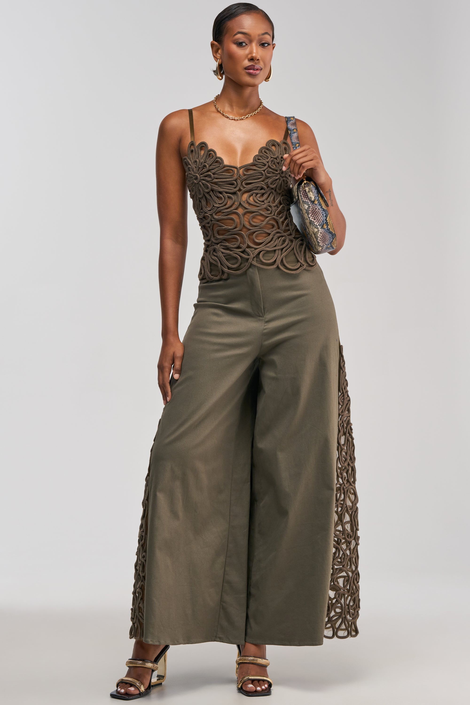ITS GIVING ROPE DETAIL CORSET IN OLIVE