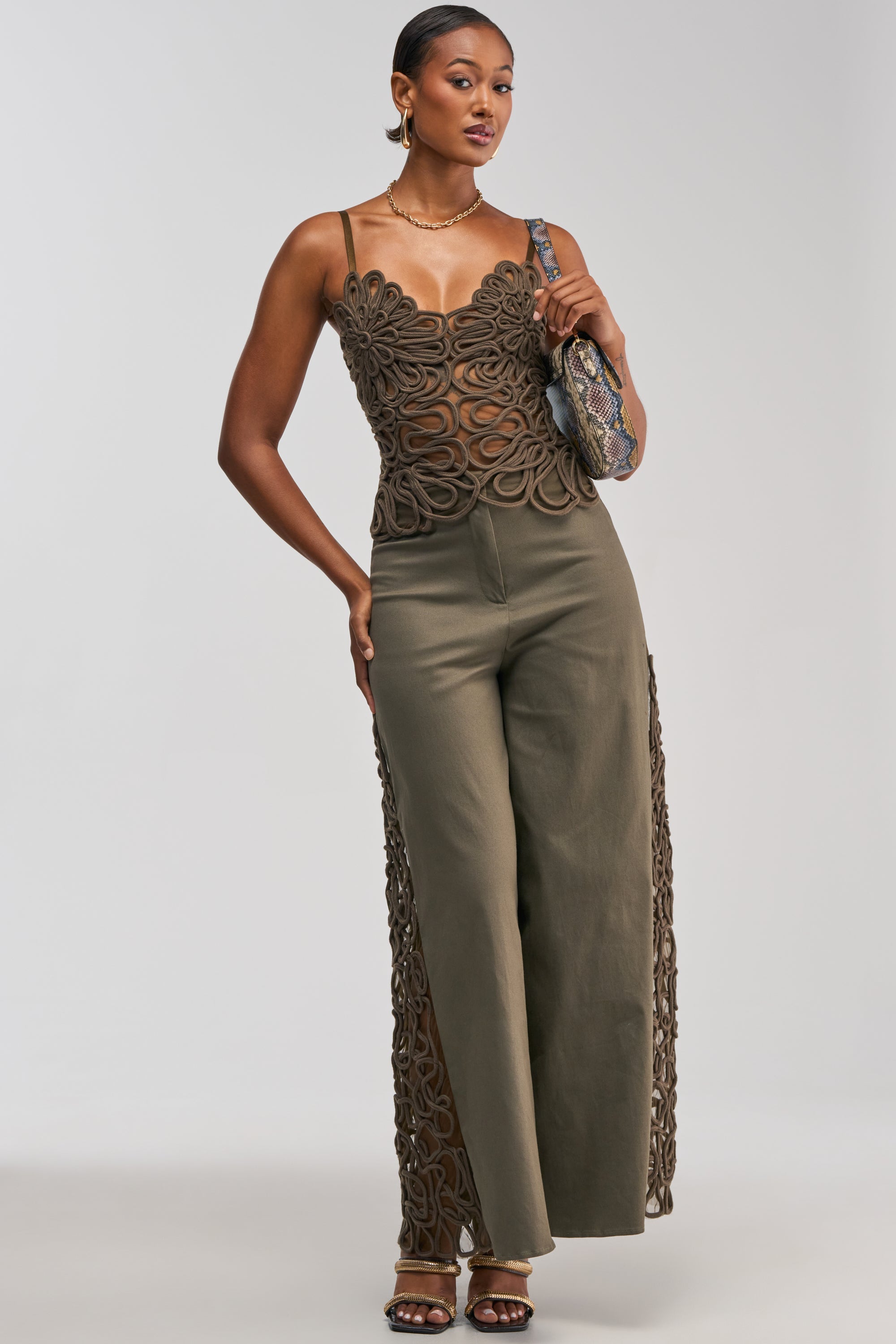 ITS GIVING ROPE DETAIL CORSET IN OLIVE