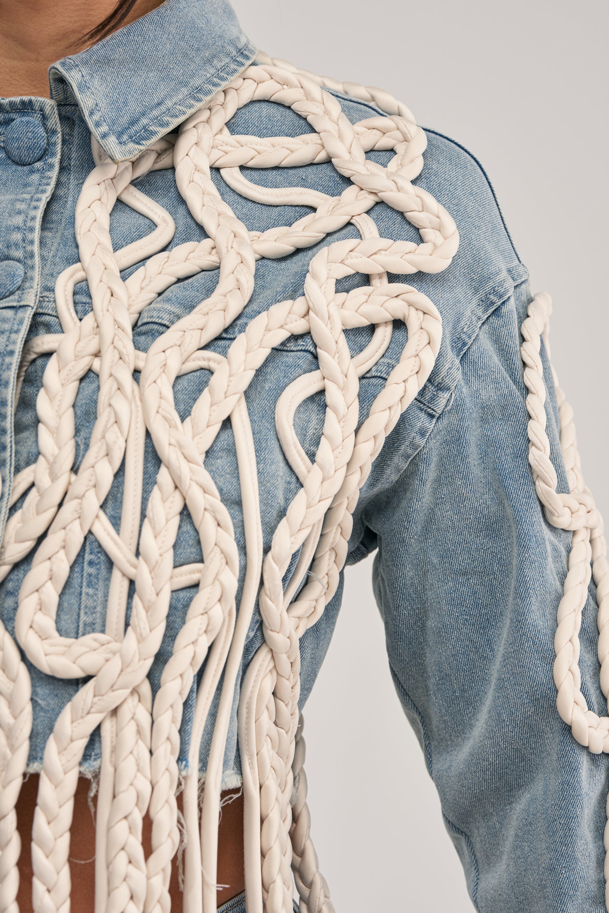 KEEP MOVING TASSEL DENIM JACKET