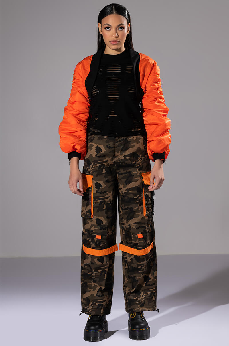 BANK ON ME RELAXED CARGO JEANS